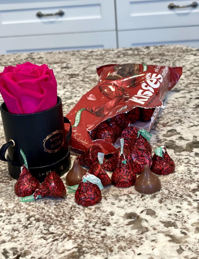 The perfect valentine for your signficant other is flowers and these Hershey Kisses Roses: Milk Chocolate Meltaway. The chocolates mimic the appearance of a rose and have a delish creamy taste that will get you in the spirit for Valentines Day.