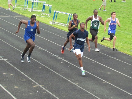 Track achieves personal goals set for Penn Relay