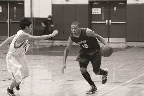 Boys basketball keeps its eyes on states