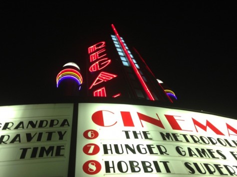'Catching Fire' pleases readers and moviegoers alike