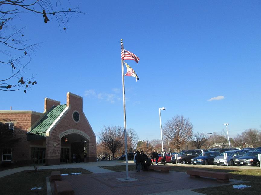 Raising the flag at half-mass is another way to commemorate the death of influential figures, no matter how closely related to the community.