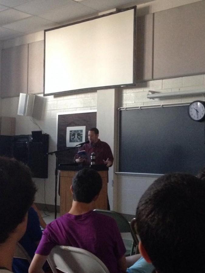 Savett reads from his published anthology, Preservation.