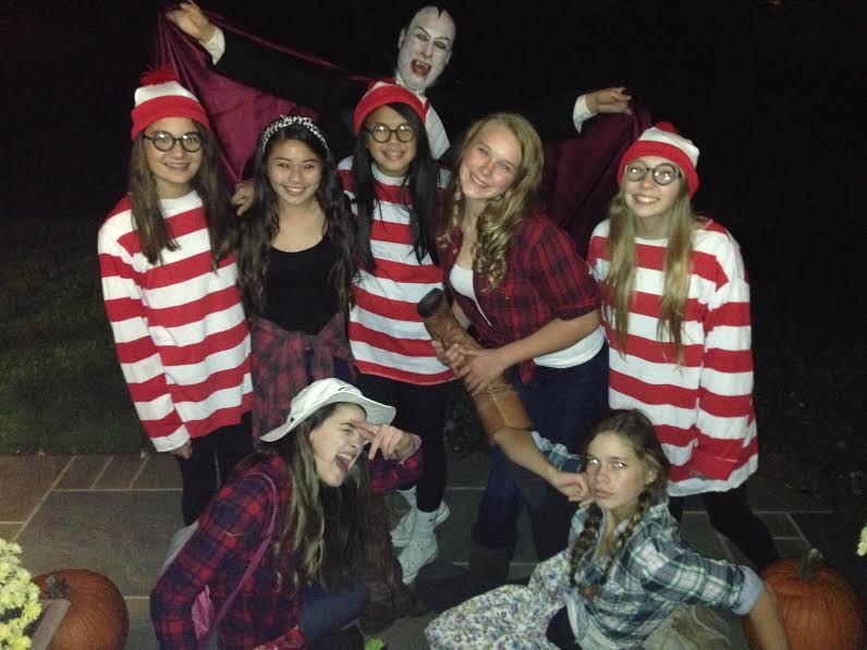 CHS+sophomores+dress+up+as+cowgirls+and+Wheres+Waldo+on+Halloween.