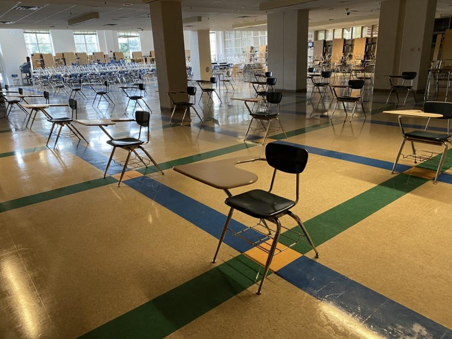 The lunchroom at WCHS has desks spread out so students can practice social distancing. The lunchroom and Auxiliary Gym will be used for students eating lunch in Phase 1.2.