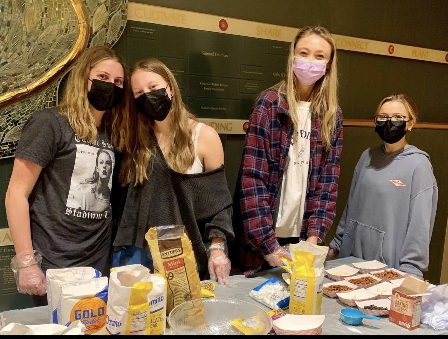 Lily Kriendler and her friends made cookies for the nonprofit organization Small Things Matter through their Kokua Foods Program. 