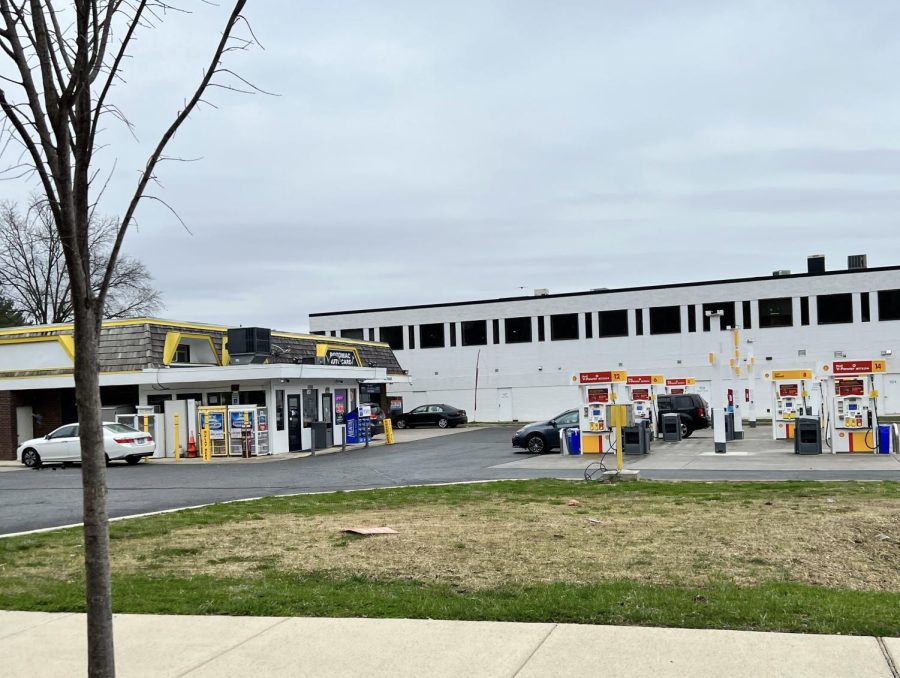 Gas prices across the country and globe are taking a turn for the sky. The gas station next to the Cabin John Mall Shopping Center, seemingly deserted on a gloomy day. 