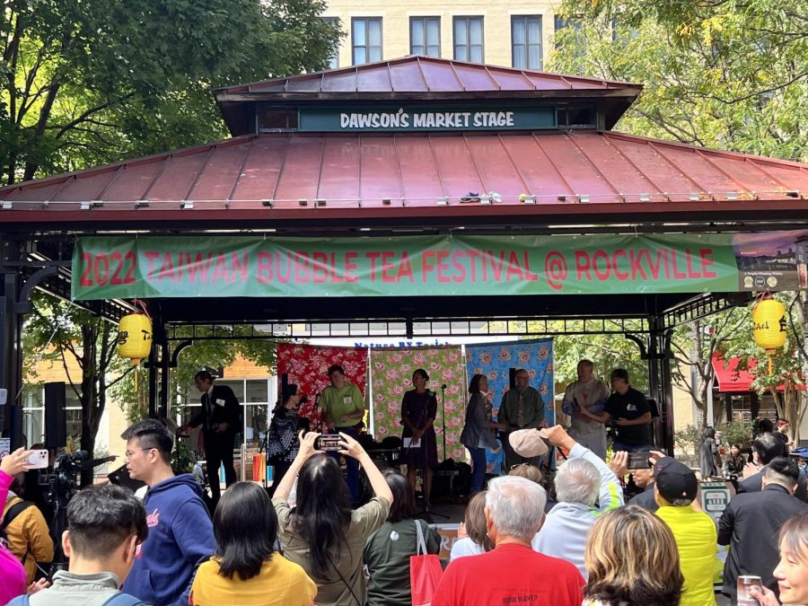 Politicians such as Montgomery County Executive Marc Elrich (second to right) and Taiwans Ambassador Bi-Khim Hsiao (second to left) were present alongside event organizers to kickoff the 2022 Rockville Bubble Tea Festival on Sep. 24 at the Rockville Town Square. The festival also recognized the amicable sister city relationship between Rockville and Yilan City, Taiwan, which was formed in 2019.