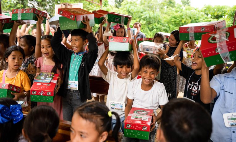 Children in the Philippines are all smiles and full of laughter when receiving their shoebox from Samaritans Purse Operation Christmas Child Initiative. This initiative is one example of many that aims to spread the holiday joy to less fortunate children. 