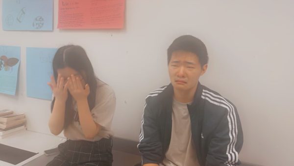 Observer Editor-in-Chief (EIC) Ha-Yeon Jeon bitterly sobs over having to unfairly share the blame for the many controversies her co-EIC Jeremy Chung caused.